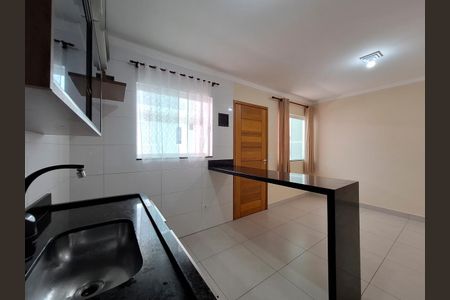 Cozinha de apartamento para alugar com 1 quarto, 38m² em Parada Inglesa, São Paulo