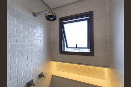 Apartamento à venda com 85m², 2 quartos e 2 vagas Apartamento à venda com 85m², 2 quartos e 2 vagasBanheiro da Suíte 1