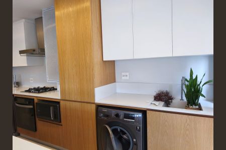 Apartamento à venda com 85m², 2 quartos e 2 vagas Apartamento à venda com 85m², 2 quartos e 2 vagasCozinha e Área de Serviço
