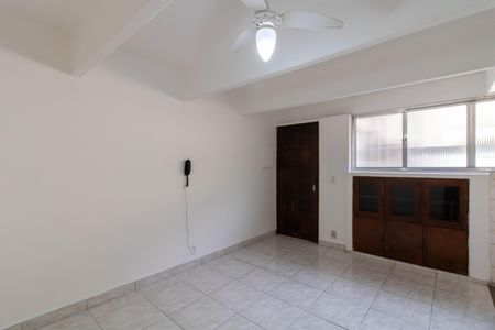 Sala de apartamento para alugar com 3 quartos, 70m² em Parque Cecap, Guarulhos