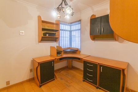 Apartamento à venda com 130m², 4 quartos e 2 vagas Apartamento à venda com 130m², 4 quartos e 2 vagasQuarto 2