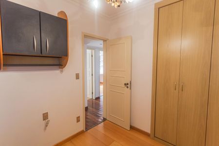 Apartamento à venda com 130m², 4 quartos e 2 vagas Apartamento à venda com 130m², 4 quartos e 2 vagasQuarto 2