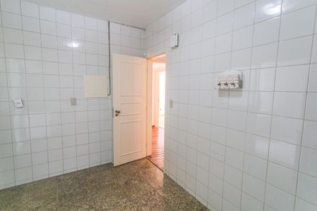Apartamento à venda com 130m², 4 quartos e 2 vagas Apartamento à venda com 130m², 4 quartos e 2 vagasCozinha