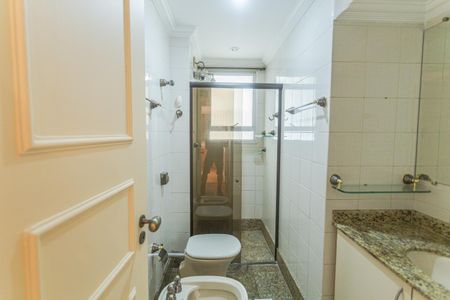 Apartamento à venda com 130m², 4 quartos e 2 vagas Apartamento à venda com 130m², 4 quartos e 2 vagasBanheiro Social