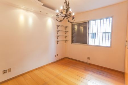 Apartamento à venda com 130m², 4 quartos e 2 vagas Apartamento à venda com 130m², 4 quartos e 2 vagasSuíte