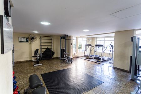 Apartamento à venda com 130m², 4 quartos e 2 vagas Apartamento à venda com 130m², 4 quartos e 2 vagasÁrea comum - Academia