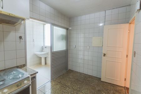 Apartamento à venda com 130m², 4 quartos e 2 vagas Apartamento à venda com 130m², 4 quartos e 2 vagasCozinha