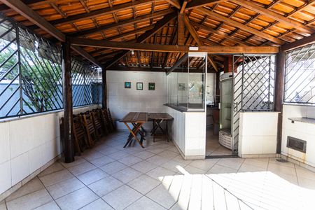 Apartamento à venda com 130m², 4 quartos e 2 vagas Apartamento à venda com 130m², 4 quartos e 2 vagasÁrea comum - Churrasqueira