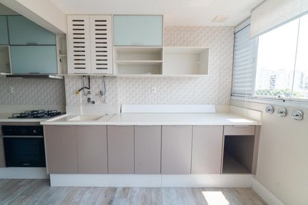 Apartamento à venda com 63m², 2 quartos e 1 vaga Apartamento à venda com 63m², 2 quartos e 1 vagaCozinha e Área de Serviço