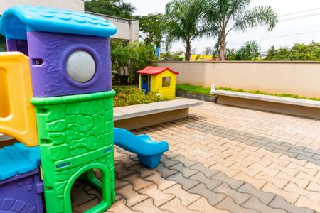 Apartamento à venda com 63m², 2 quartos e 1 vaga Apartamento à venda com 63m², 2 quartos e 1 vagaÁrea comum - Playground