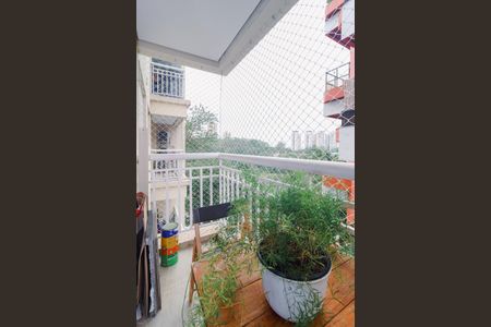 Varanda  de kitnet/studio para alugar com 1 quarto, 32m² em Panamby, São Paulo