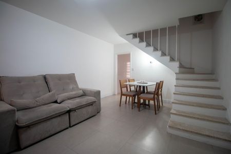 Apartamento à venda com 82m², 2 quartos e 1 vagaSala