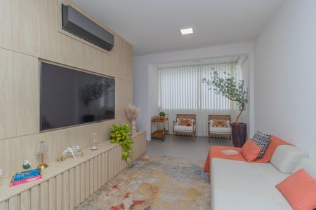 Apartamento à venda com 130m², 2 quartos e 2 vagas Apartamento à venda com 130m², 2 quartos e 2 vagasSala