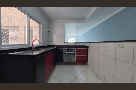 Apartamento à venda com 172m², 3 quartos e 2 vagas Apartamento à venda com 172m², 3 quartos e 2 vagasCozinha