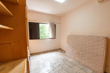 Casa à venda com 220m², 3 quartos e 1 vaga Casa à venda com 220m², 3 quartos e 1 vagaQuarto 3