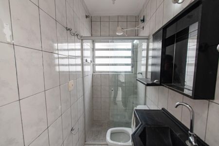 Casa à venda com 220m², 3 quartos e 1 vaga Casa à venda com 220m², 3 quartos e 1 vagaBanheiro 2