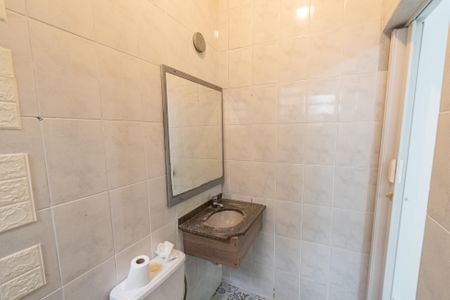 Casa à venda com 220m², 3 quartos e 1 vaga Casa à venda com 220m², 3 quartos e 1 vagaLavabo