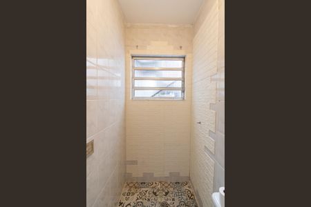 Casa à venda com 220m², 3 quartos e 1 vaga Casa à venda com 220m², 3 quartos e 1 vagaLavabo