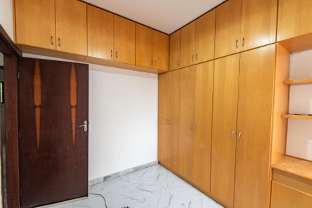 Casa à venda com 220m², 3 quartos e 1 vaga Casa à venda com 220m², 3 quartos e 1 vagaQuarto 2