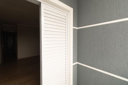 Casa à venda com 100m², 3 quartos e 1 vaga Casa à venda com 100m², 3 quartos e 1 vagaVaranda