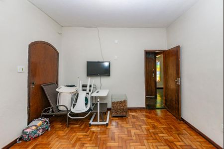 Sala 2 de casa para alugar com 3 quartos, 360m² em Inconfidência, Belo Horizonte