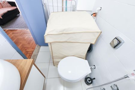 Apartamento à venda com 43m², 1 quarto e sem vaga Apartamento à venda com 43m², 1 quarto e sem vagaBanheiro