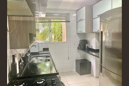 Apartamento para alugar com 117m², 3 quartos e 2 vagas Apartamento para alugar com 117m², 3 quartos e 2 vagasCozinha