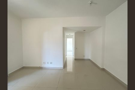 Apartamento à venda com 89m², 3 quartos e 1 vagaCorredor