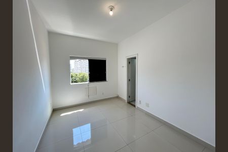 Apartamento à venda com 89m², 3 quartos e 1 vagaSuíte