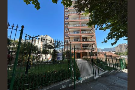 Apartamento à venda com 89m², 3 quartos e 1 vagaPlaquinha