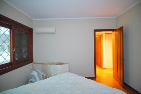 Apartamento à venda com 240m², 3 quartos e 2 vagasQuarto 2