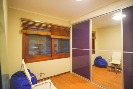 Apartamento à venda com 240m², 3 quartos e 2 vagasQuarto 1