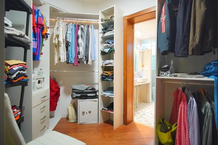 Apartamento à venda com 240m², 3 quartos e 2 vagasCloset da Suíte