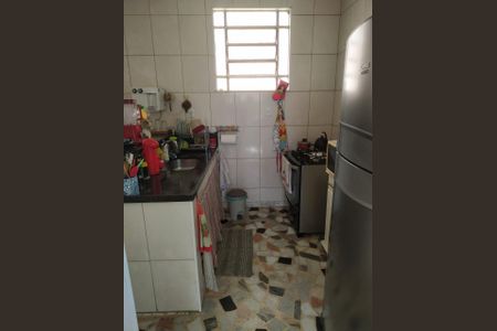 Casa à venda com 200m², 5 quartos e 3 vagas Casa à venda com 200m², 5 quartos e 3 vagasCozinha Casa 2