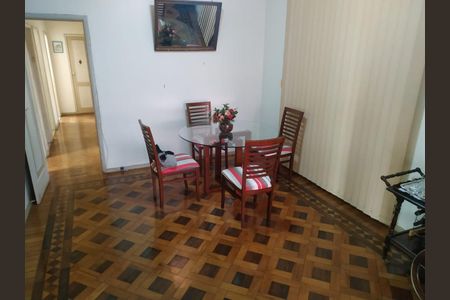 Casa à venda com 200m², 5 quartos e 3 vagas Casa à venda com 200m², 5 quartos e 3 vagasSala Casa 2