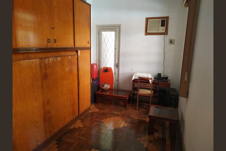 Casa à venda com 200m², 5 quartos e 3 vagas Casa à venda com 200m², 5 quartos e 3 vagasQuarto 2 Casa 2