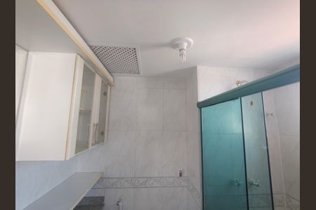 Apartamento à venda com 97m², 3 quartos e 1 vaga Apartamento à venda com 97m², 3 quartos e 1 vagaBanheiro da Suíte