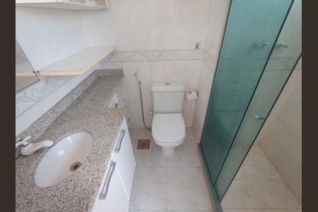 Apartamento à venda com 97m², 3 quartos e 1 vaga Apartamento à venda com 97m², 3 quartos e 1 vagaBanheiro da Suíte