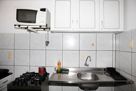 Cozinha de apartamento à venda com 1 quarto, 35m² em Farroupilha, Porto Alegre