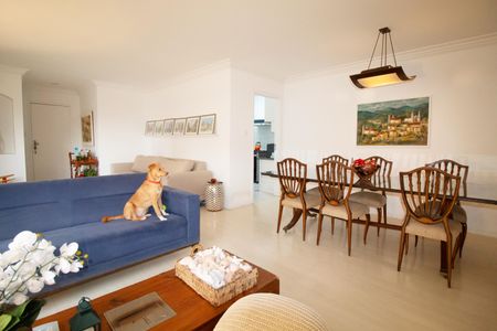 Apartamento para alugar com 3 quartos, 167m² em Cerqueira César, São Paulo