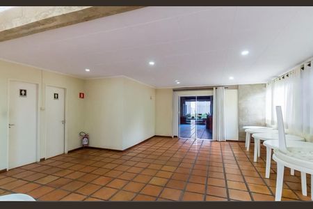 Apartamento à venda com 75m², 2 quartos e 2 vagas Apartamento à venda com 75m², 2 quartos e 2 vagasSalão de Festas