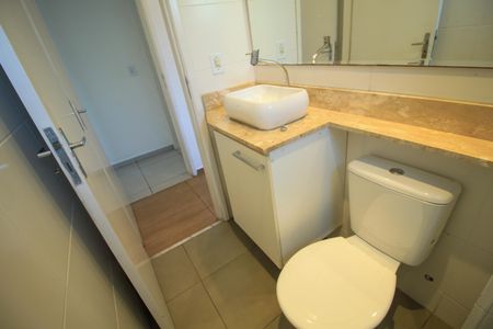 Apartamento à venda com 67m², 3 quartos e 1 vaga Apartamento à venda com 67m², 3 quartos e 1 vagaBanheiro Suíte