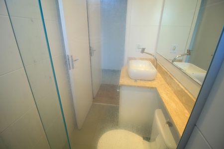 Apartamento à venda com 67m², 3 quartos e 1 vaga Apartamento à venda com 67m², 3 quartos e 1 vagaBanheiro Suíte