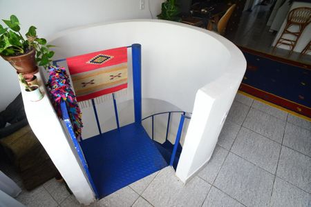 Escada  de casa à venda com 1 quarto, 47m² em Barra da Tijuca, Rio de Janeiro