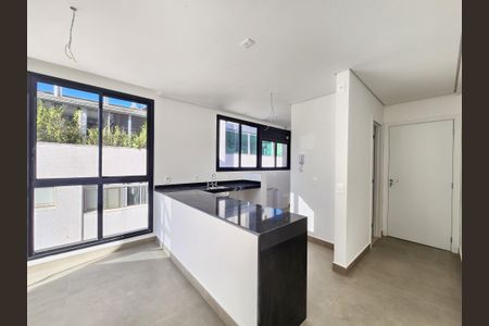 Apartamento à venda com 131m², 2 quartos e 3 vagasCozinha