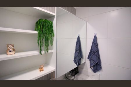 Apartamento à venda com 65m², 2 quartos e 1 vaga Apartamento à venda com 65m², 2 quartos e 1 vagaBanheiro