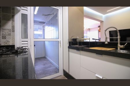 Apartamento à venda com 65m², 2 quartos e 1 vaga Apartamento à venda com 65m², 2 quartos e 1 vagaCozinha