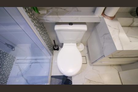 Apartamento à venda com 65m², 2 quartos e 1 vaga Apartamento à venda com 65m², 2 quartos e 1 vagaBanheiro