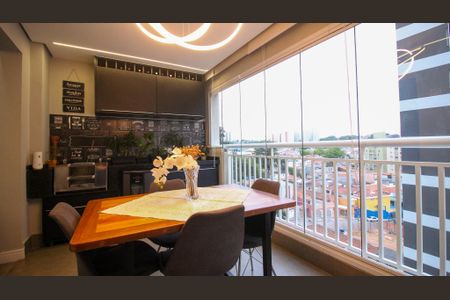 Apartamento à venda com 65m², 2 quartos e 1 vaga Apartamento à venda com 65m², 2 quartos e 1 vagaVaranda gourmet