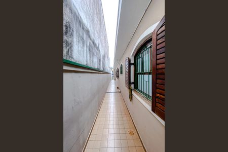 Casa à venda com 238m², 3 quartos e 8 vagas Casa à venda com 238m², 3 quartos e 8 vagasÁrea Externa